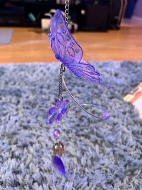 Purple plastic Butterfly Hanging Spin ball decoration